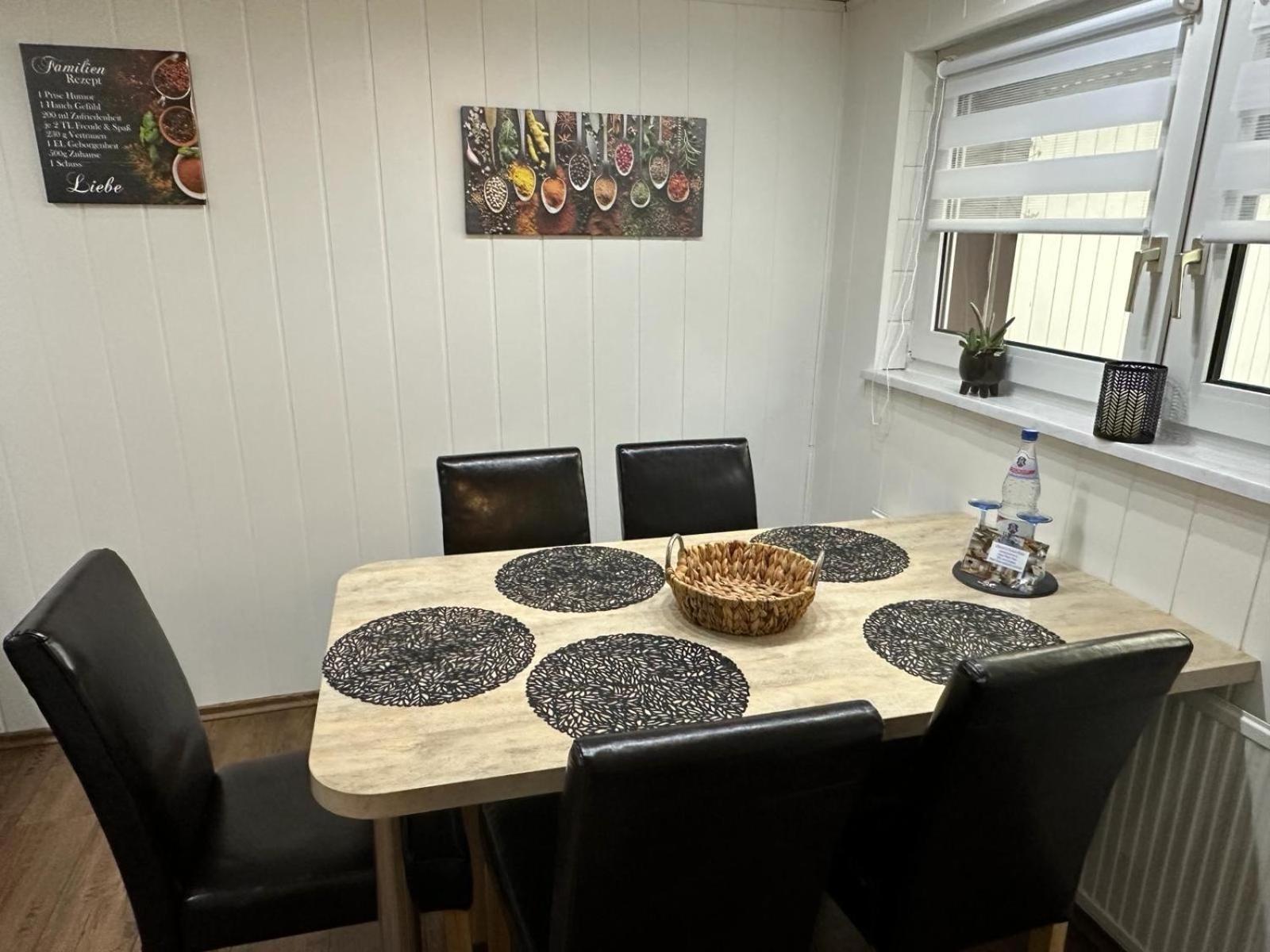 Christels Ferienwohnung 1 In Thale Mit Sonnenterrasse Und Grill Esterno foto