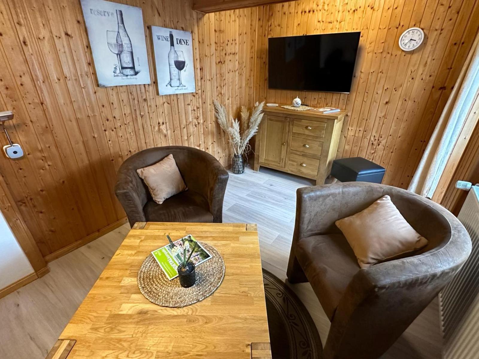 Christels Ferienwohnung 1 In Thale Mit Sonnenterrasse Und Grill Esterno foto