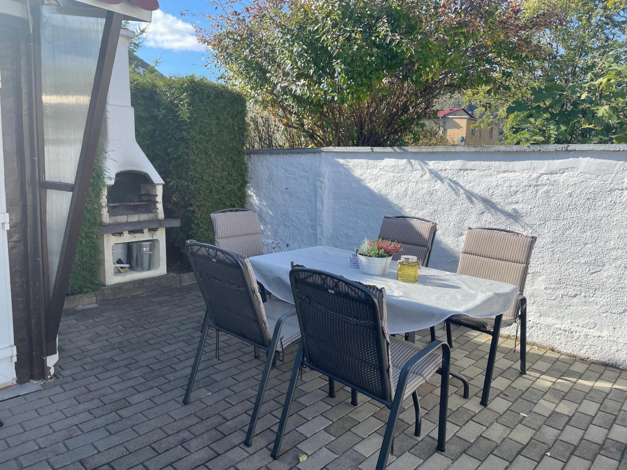 Christels Ferienwohnung 1 In Thale Mit Sonnenterrasse Und Grill Esterno foto